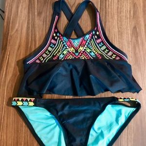 Xhilaration Ruffle Halter Swim Bikini M/L NWOT